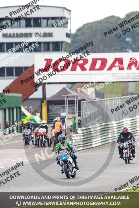 Vintage motorcycle club;eventdigitalimages;mallory park;mallory park trackday photographs;no limits trackdays;peter wileman photography;trackday digital images;trackday photos;vmcc festival 1000 bikes photographs